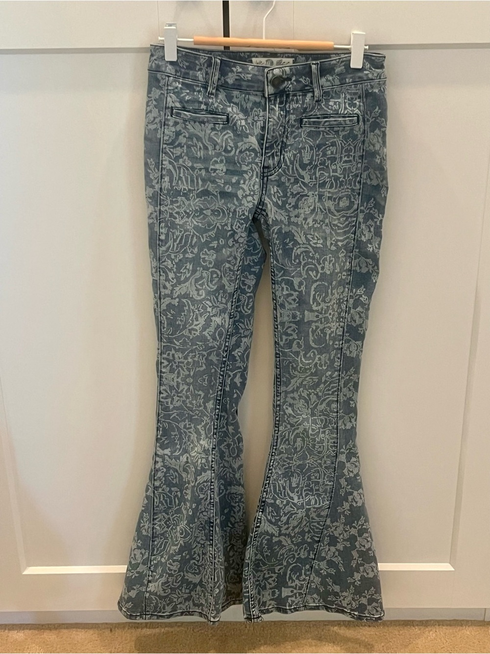 Free People Floral-Print Boho Bell-Bottom Jeans in Faded Blue Bohemian Festival